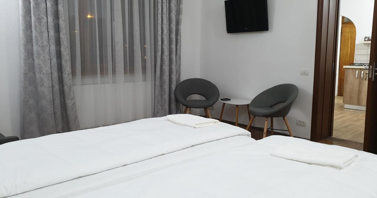 Madalina Apartment Brasov Bagian luar foto